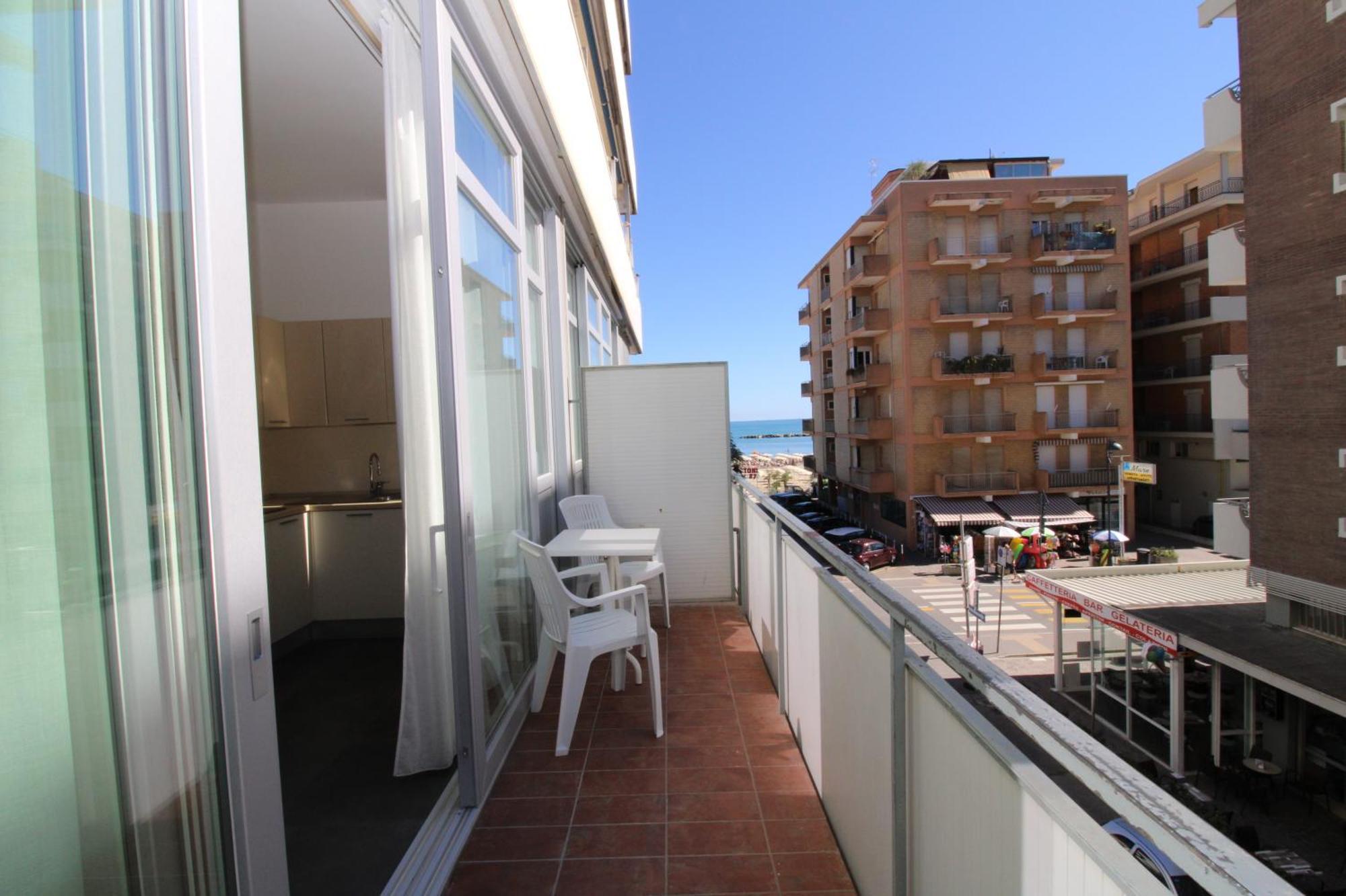 1 Monolocale Vista Mare Evangelisti Casa Apartment Bellaria-Igea Marina Exterior photo